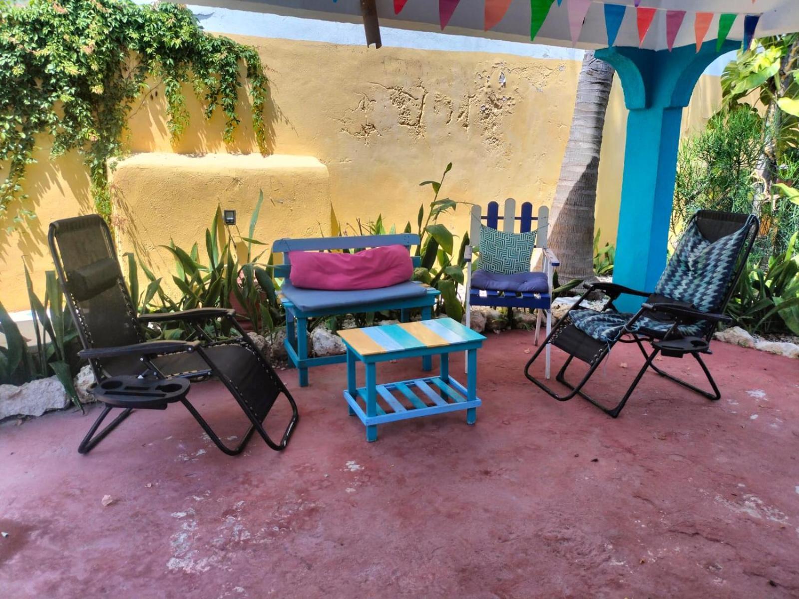 Malecon Beach House In Progreso 1 Block From Beach Exterior foto